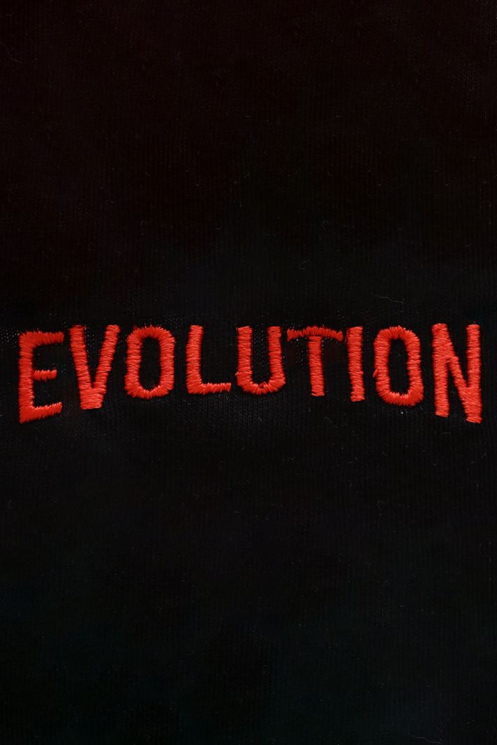 Kırmızı Evolution Nakışlı Bisiklet Yaka Sweatshirt - 4. görsel