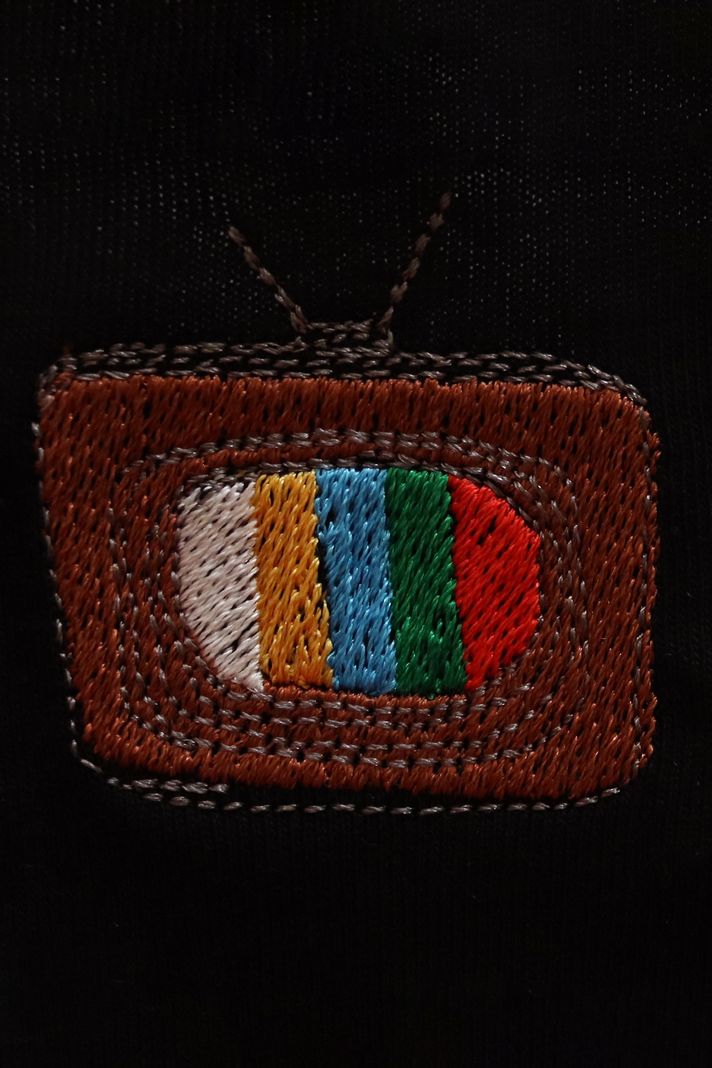 Retro Televizyon Desenli Nakış Hoodie - 5. görsel