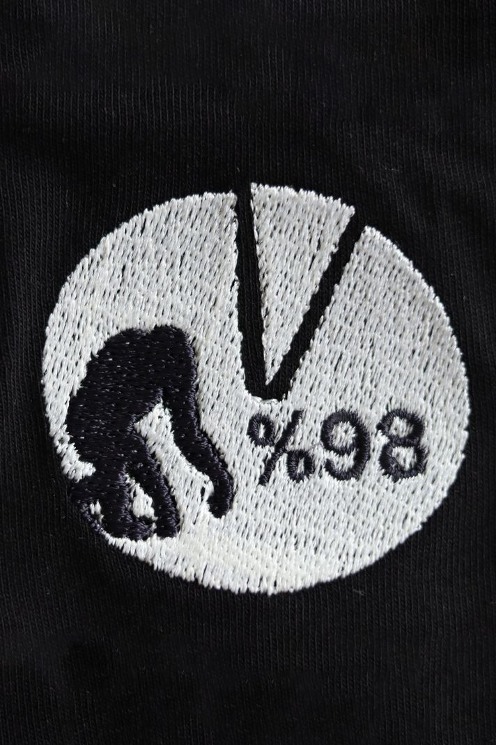 %98 DNA Maymun Genomu Desenli Nakış Hoodie - 5. görsel
