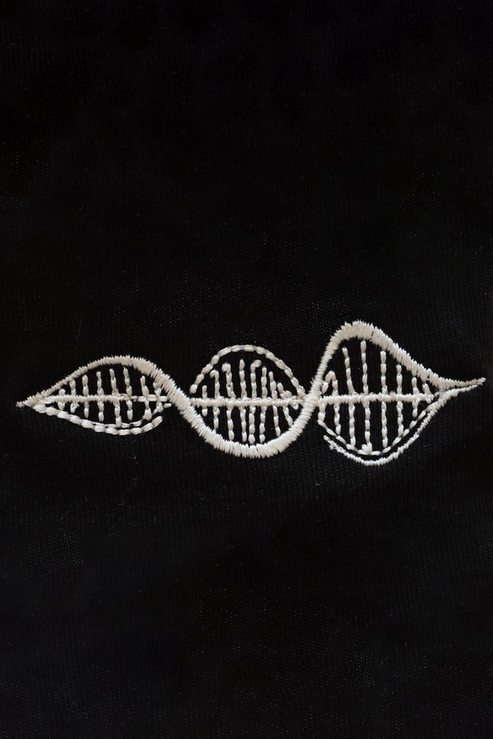 Beyaz DNA Nakışlı Hoodie - 5. görsel