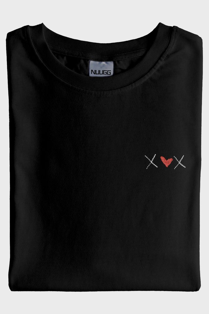 X Kalp X Desenli Nakış Siyah T-Shirt - Sevgililer Günü Hediyesi - 3. görsel
