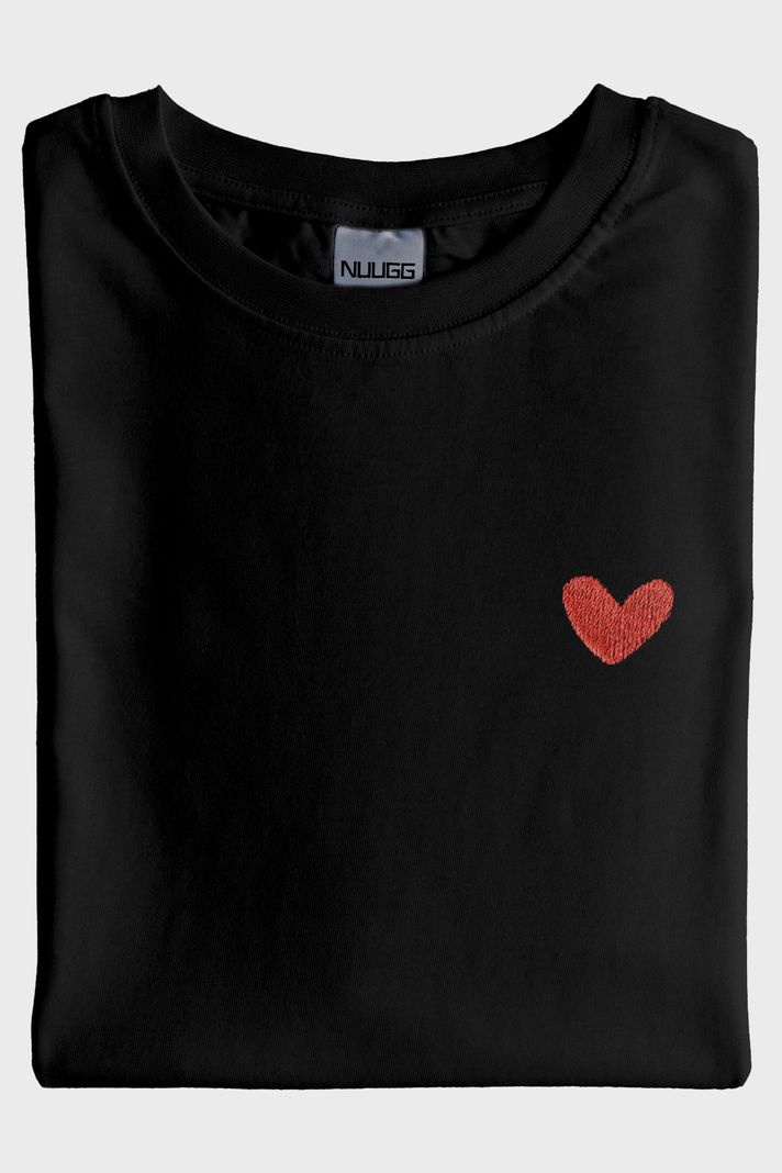 Kalp ve All You Need Is Love Yazılı Siyah T-Shirt - Sevgililer Günü - 3. görsel
