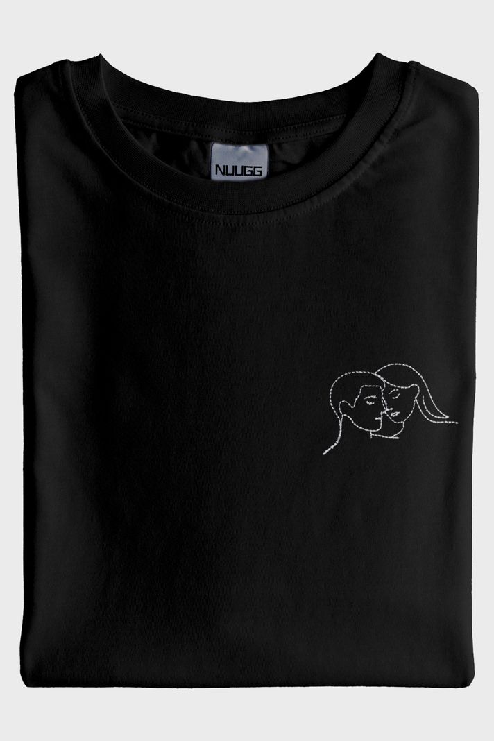 Çift Silüeti Desenli Nakış Siyah T-Shirt - Sevgililer Günü Hediyesi - 4. görsel