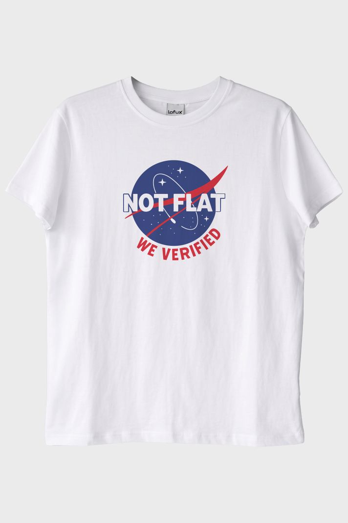 Bilim ve Mizahı Birleştiren 'Not Flat - We Verified' Beyaz Tişört ön görsel