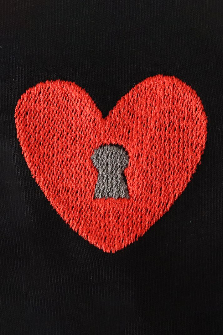 Kalpli Kilit Desenli Nakış Bisiklet Yaka Sweatshirt - Romantik Sevgili Kombini - 4. görsel