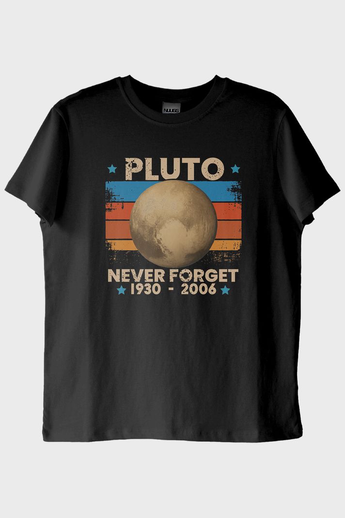 Pluto 'Never Forget' Vintage Baskılı Siyah Tişört ön görsel