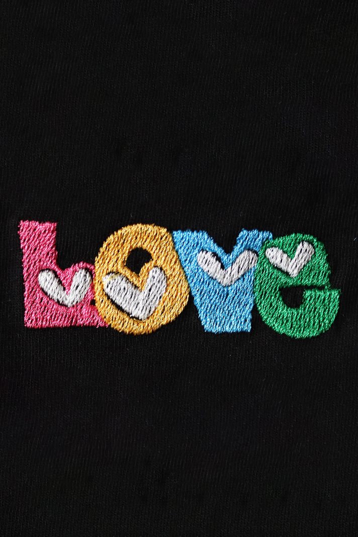 Love Desenli Nakış Siyah T-Shirt - Sevgililer Günü Tasarımı - 3. görsel