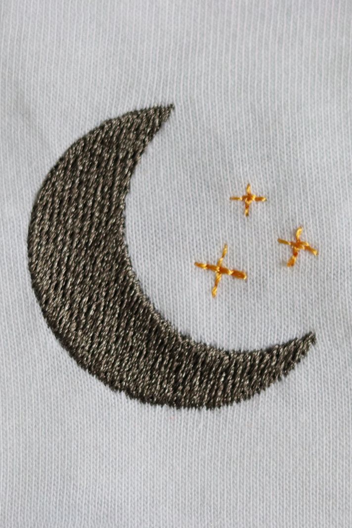 Ay ve Güneş Desenli Nakışlı Çift Kombin Tişört - 6. görsel