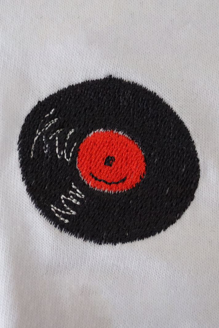 Plak Desenli Nakış Tişört - 4. görsel