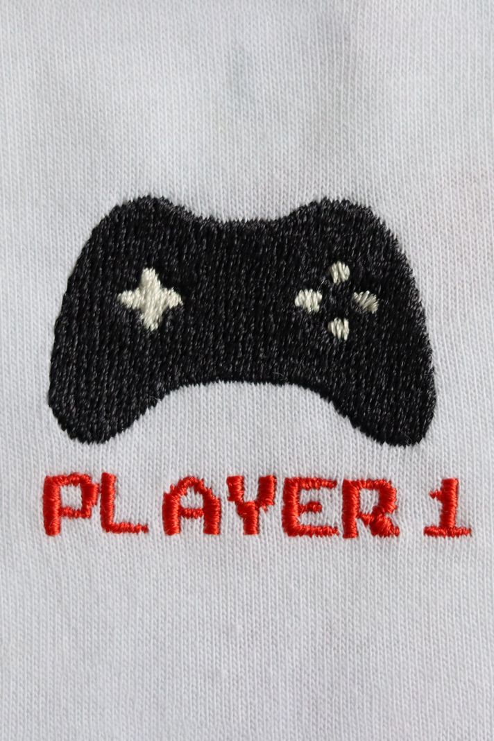 Player 1 Joystick Desenli Nakış Tişört - Gamer Çiftler İçin - 3. görsel