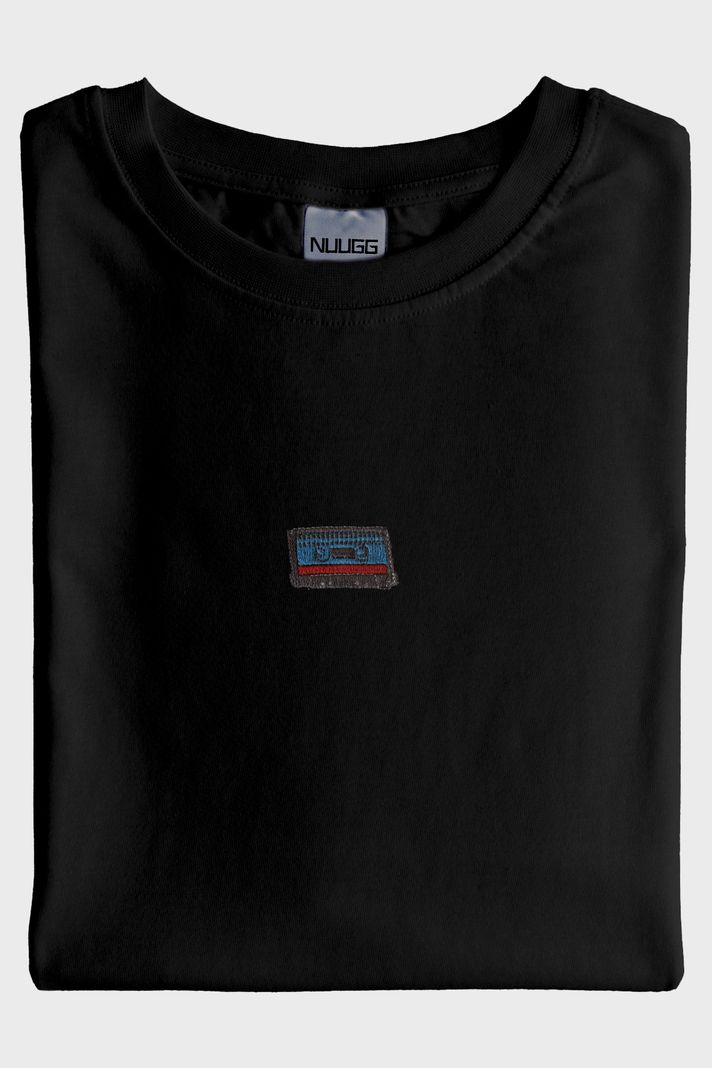Mavi Kaset Desenli Nakış Siyah T-Shirt - 3. görsel