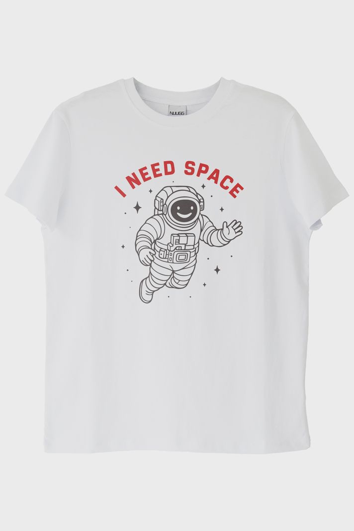 I NEED SPACE Astronot Tasarımlı Baskılı Beyaz Tişört ön görsel