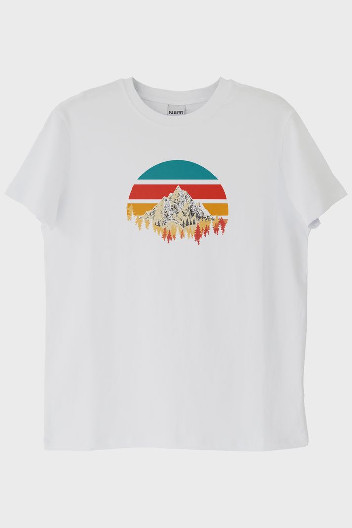 Retro Dağ Manzaralı Baskılı Minimalist Beyaz Tişört ön görsel